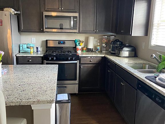 3rd image of 2091 Adam Acres Dr