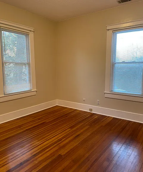 209 Claire St — Photo 13