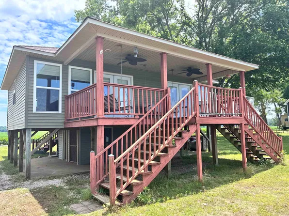 1795 Wilkinson Ferry Dr, Savannah, TN 38372