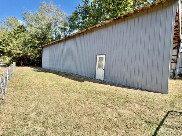 102 N Dalton Street, Everton, MO 65646
