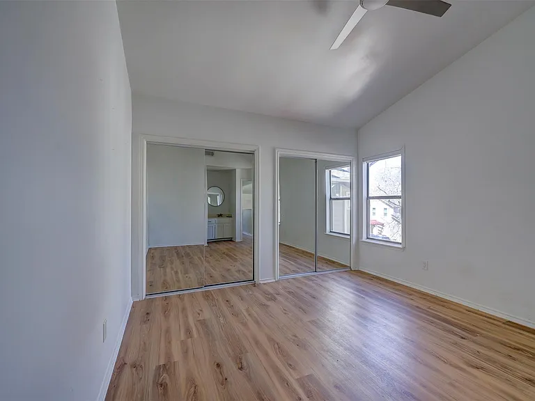 512 Eberhart Ln #1403 — Photo 23