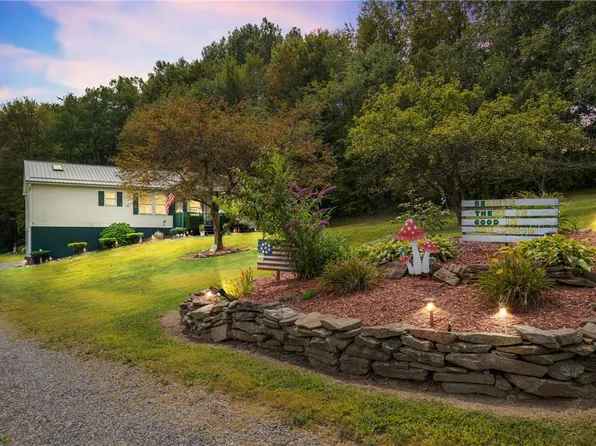 1369 Blacks Hill Rd, Boswell, PA 15531