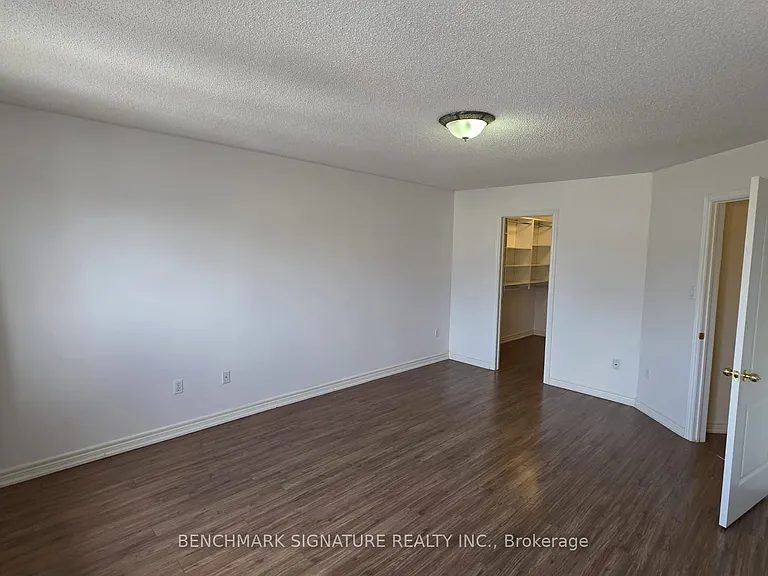 2030 Bur Oak Ave — Photo 25