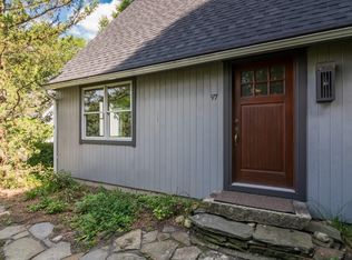 97 Crossbrook Ave, Amherst, MA 01002