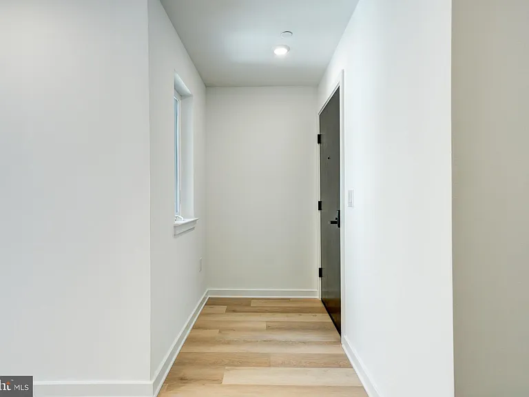 2329 Ellsworth St #2 — Photo 5