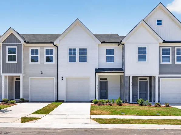 3306 Bailey Lake Dr, Fuquay Varina, NC 27526