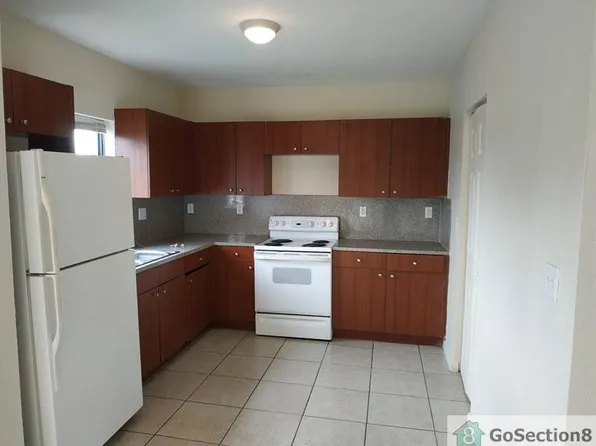 28111 SW 143rd Ct, Homestead, FL 33033