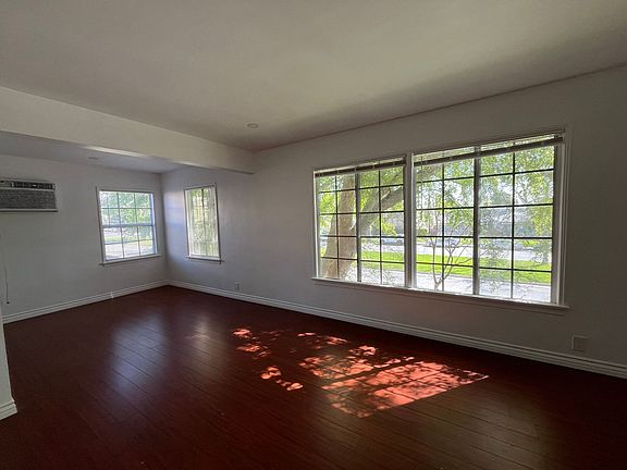 4th image of 357 S Sierra Madre Blvd APT 6