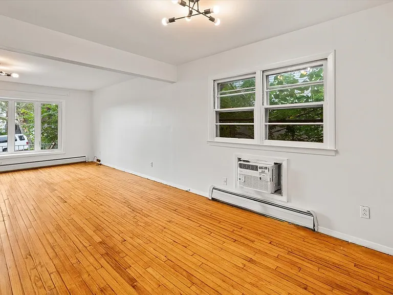 430 Bramhall Ave #A — Photo 17