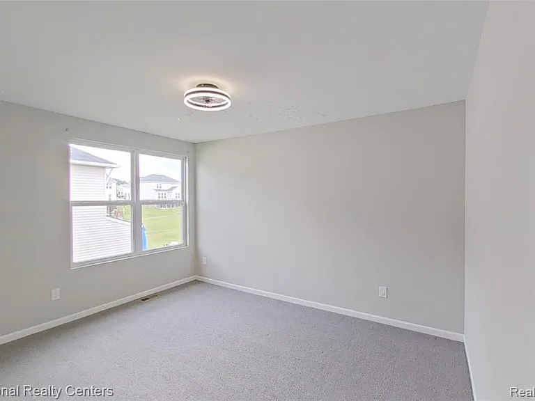 58180 Jonagold Ln — Photo 42