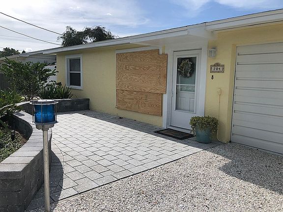 2nd image of 204 Beachway Ave