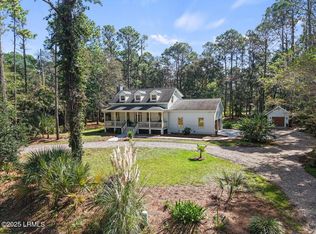 22 Wade Hampton Dr, Beaufort, SC 29907