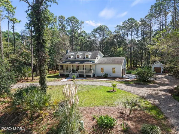 22 Wade Hampton Dr, Beaufort, SC 29907