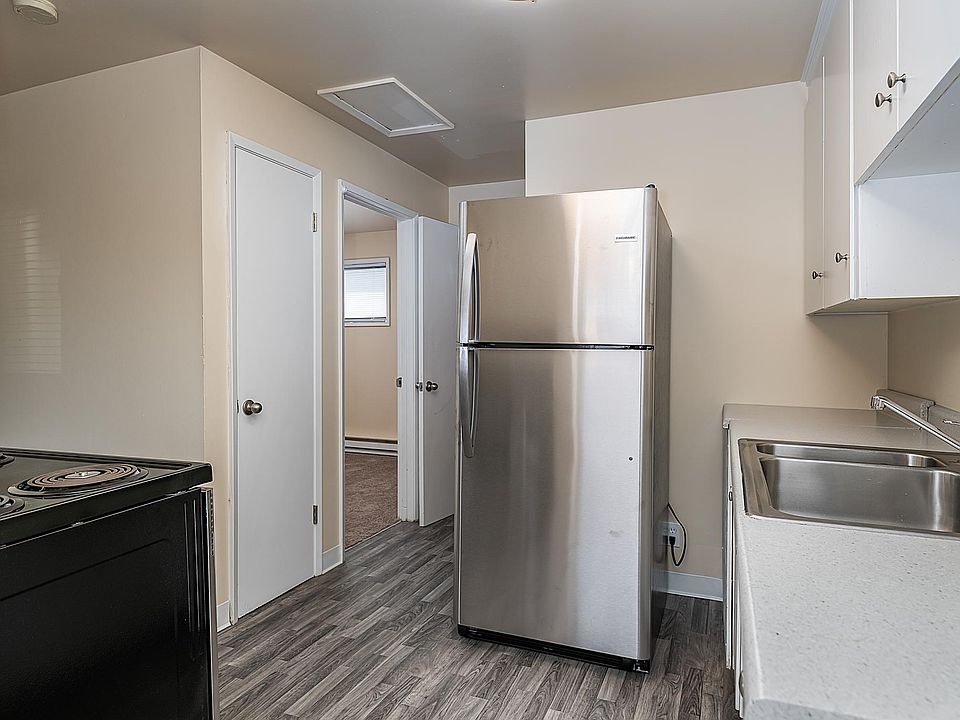 1st image of 2306 Colby Ave #11