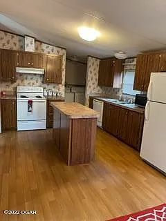 6506 Eland Rd — Photo 4