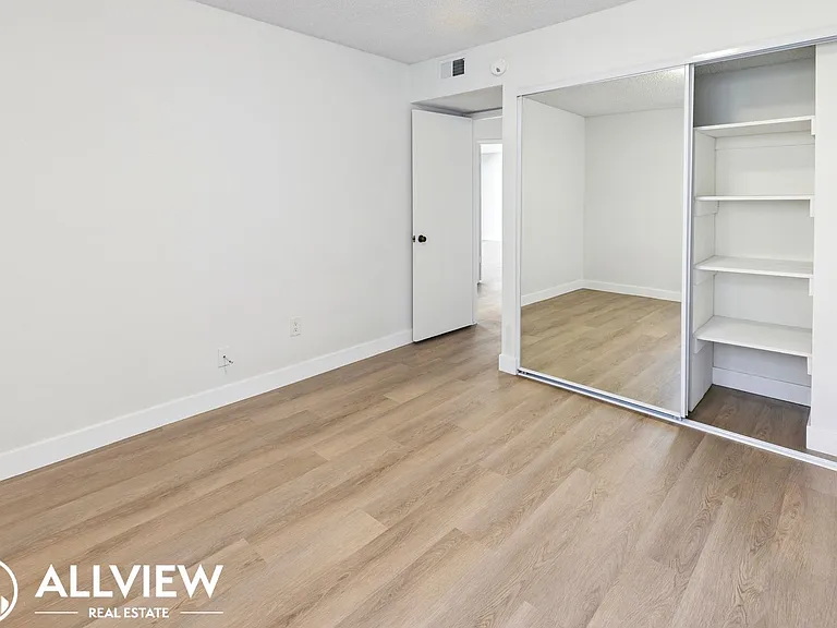 29 Skysail Dr — Photo 18