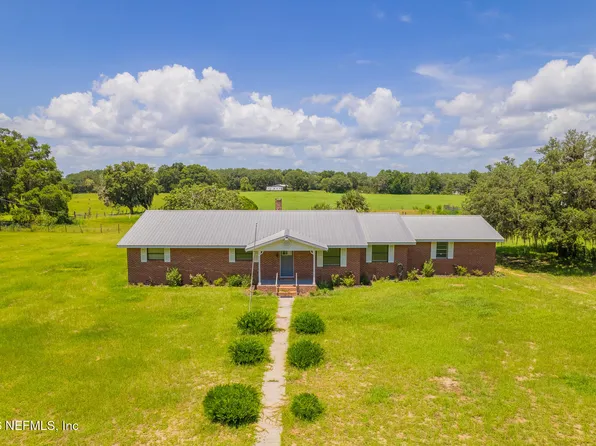 401 PLEASANT Street, Pomona Park, FL 32181