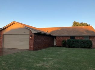 2905 Double Tree Ln, Enid, OK 73703
