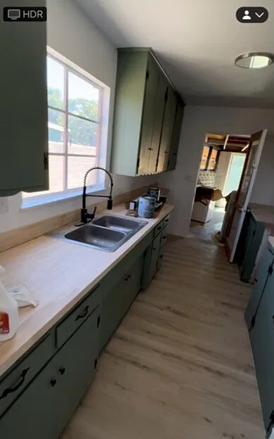 3 bed, 1064 sqft, $2,600 — Photo 3