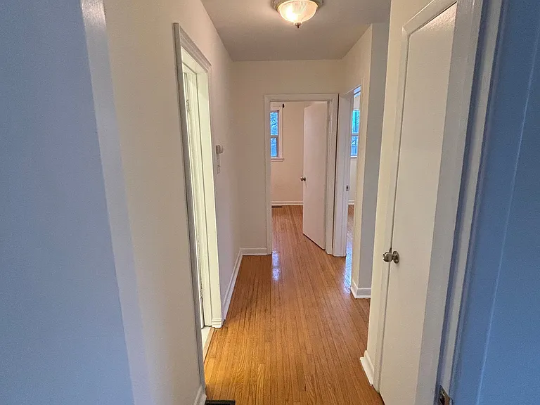 116 Guildwood Pkwy — Photo 11