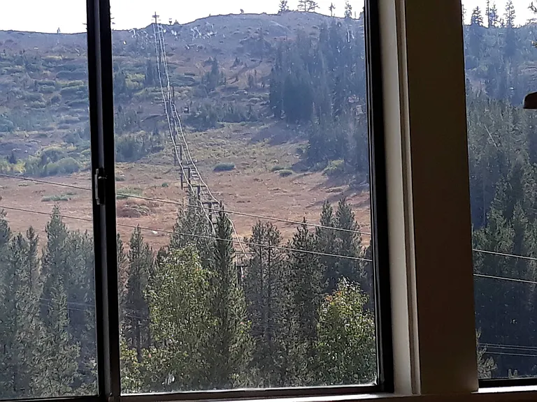 21572 Donner Pass Rd — Photo 16