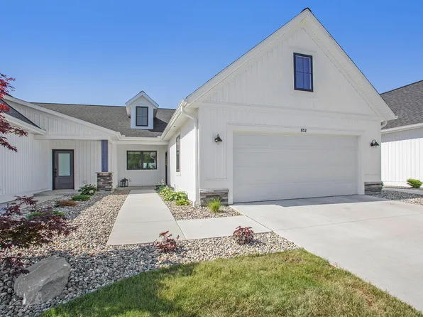 852 Harper Woods Dr SW, Byron Center, MI 49315