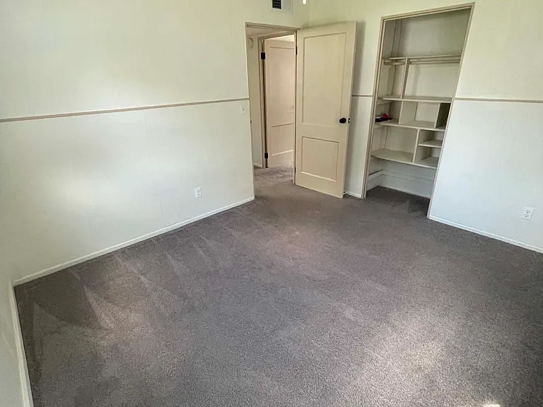 6752 Hamilton St — Photo 16