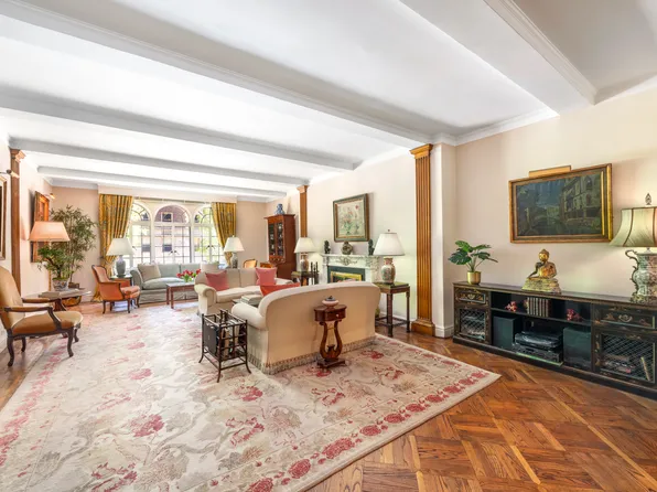 160 East 72nd Street image 1 of 15