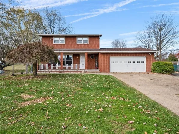 104 Carolyn Dr, Coraopolis, PA 15108