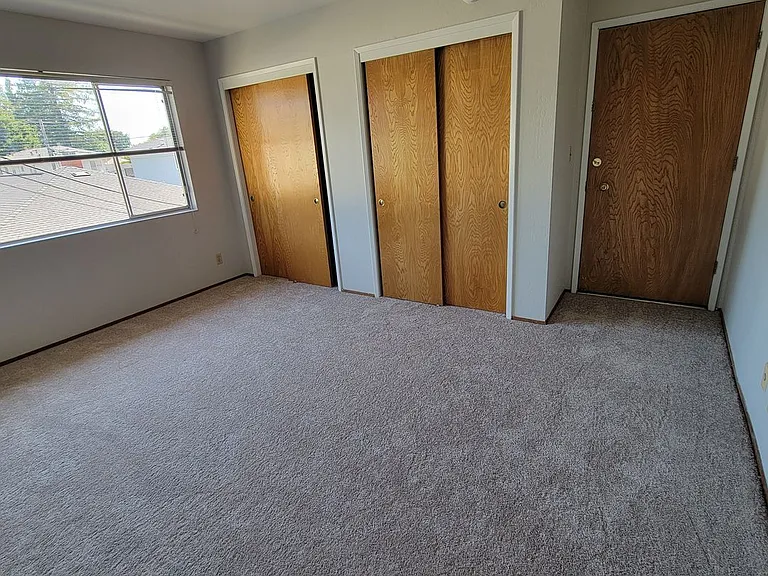 Fremont 854 — Photo 15