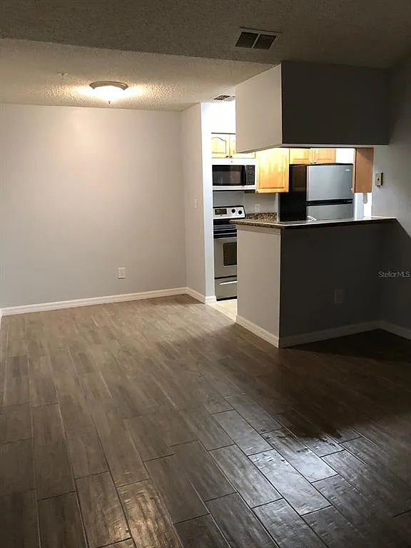 1 bed, 1.0 bath, 540 sqft, $1,225 — Photo 4
