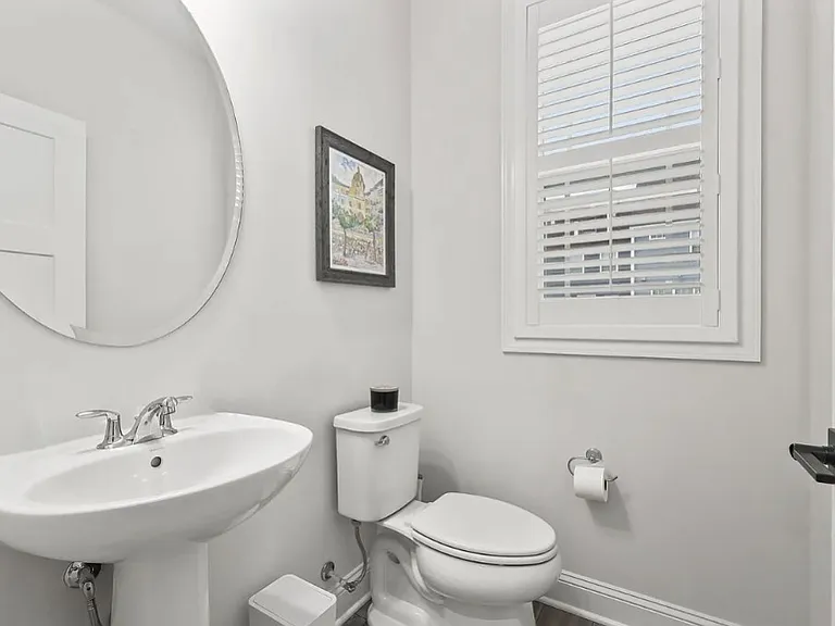 2nd half-bath, off of kitchen