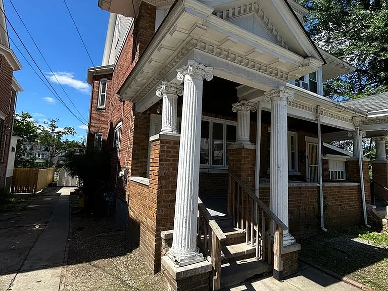59 Sanhican Dr — Photo 2