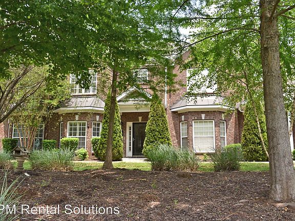 3rd image of 825 General Cabot Ct