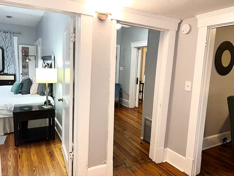 1039 Riviera St — Photo 57