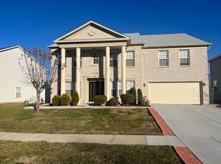 305 Legacy Blvd, Greenwood, IN 46143