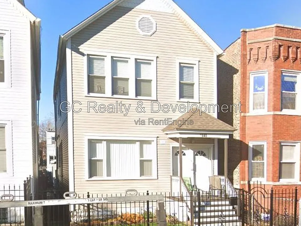 2840 N Maplewood Ave #2