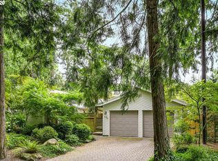 8774 SW Dolph St, Portland, OR 97223