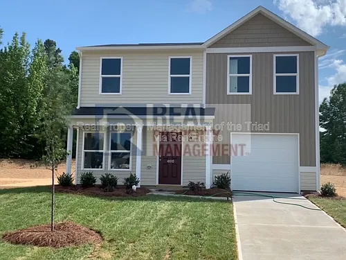 4100 Devonwood Ct Photo 1