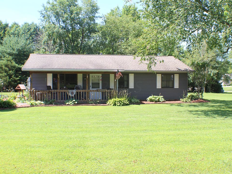 1st image of 808 Floral Valley Dr E