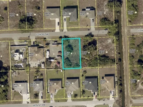 4005 13th St SW, Lehigh Acres, FL 33976