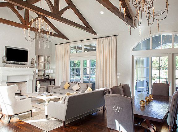 Living/dining/kitchen
