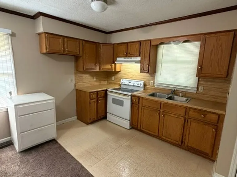 6648 Wire Grass Rd — Photo 5
