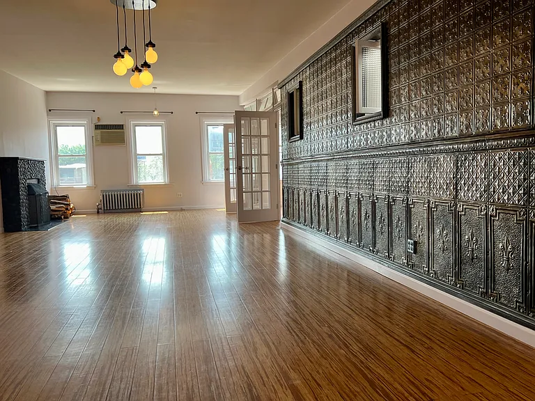 575 Union St #3 — Photo 1