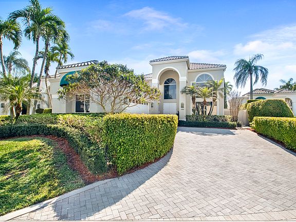 Home For Sale In Broken Sound Country Club