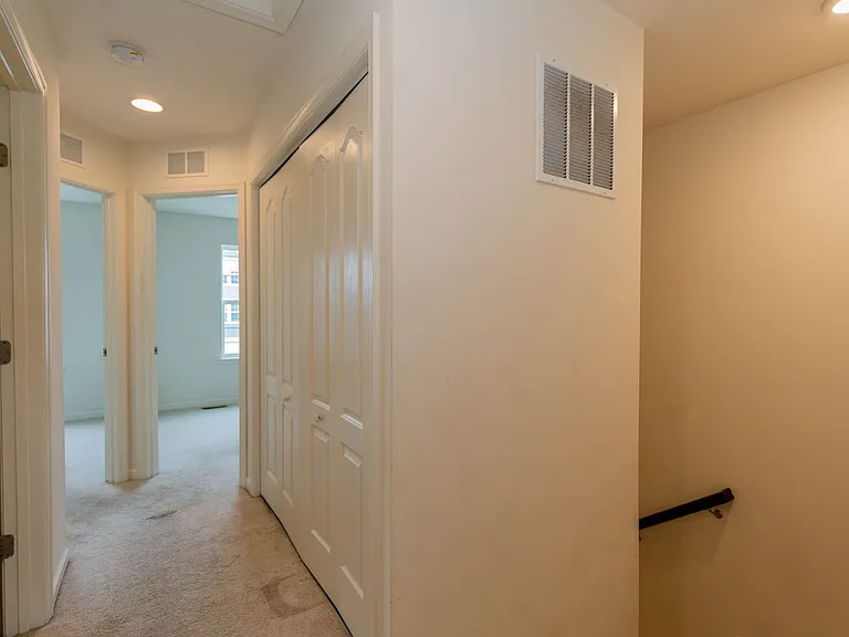 608 Thumper Dr — Photo 9