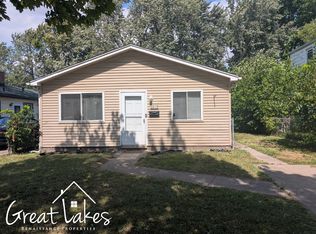 8663 Chalmers Ave, Warren, MI 48089