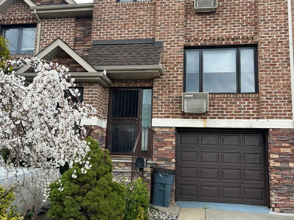 (undisclosed Address), Staten Island, NY 10305