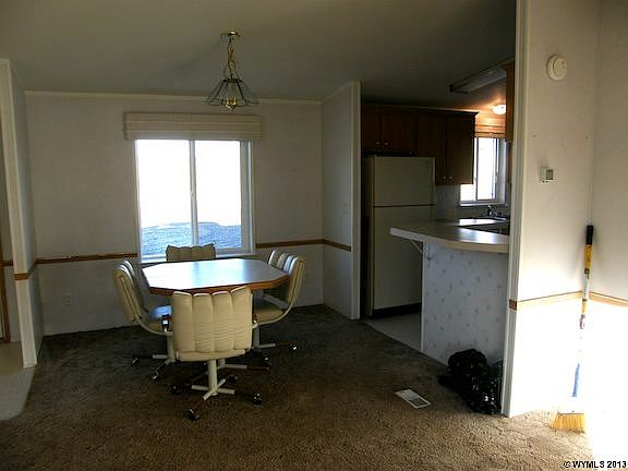 4th image of 307 Lincoln St