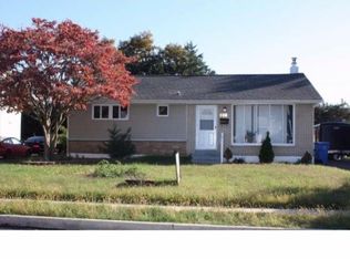 802 Arthur Ave, Bristol, PA 19007